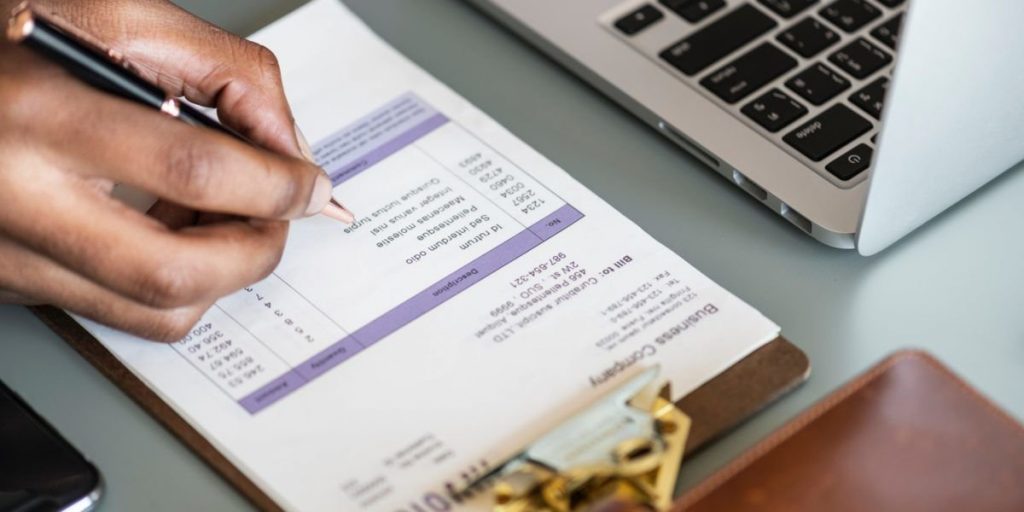 Why You Should Use Online Pay Stub Generators